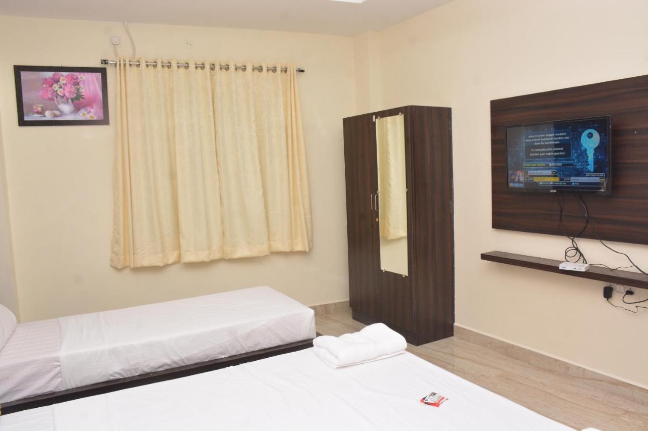 Arihanth Inn Vellore Esterno foto