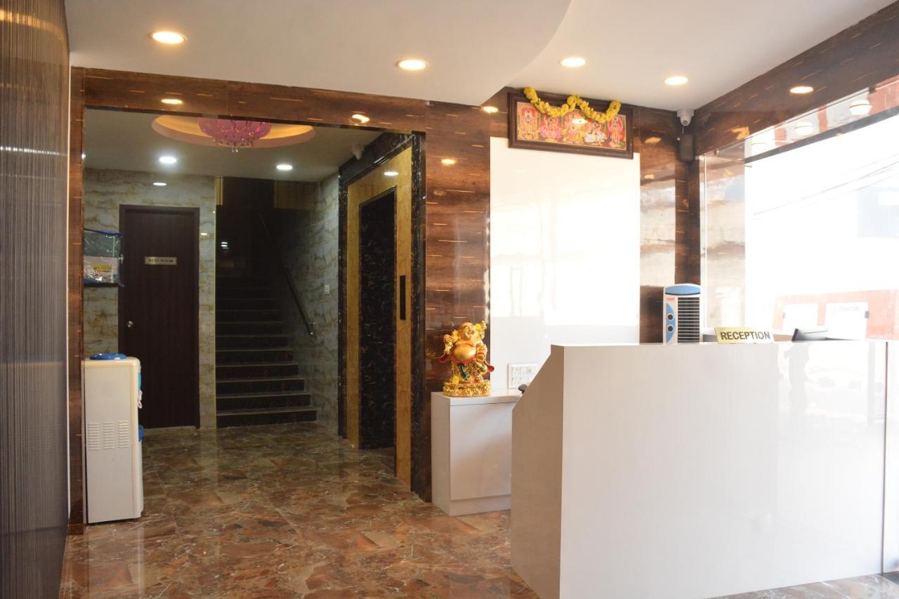 Arihanth Inn Vellore Esterno foto